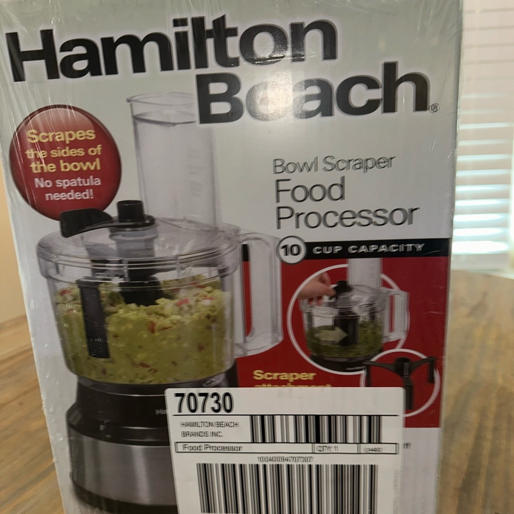 Hamilton Beach Silver and Black Food Processor